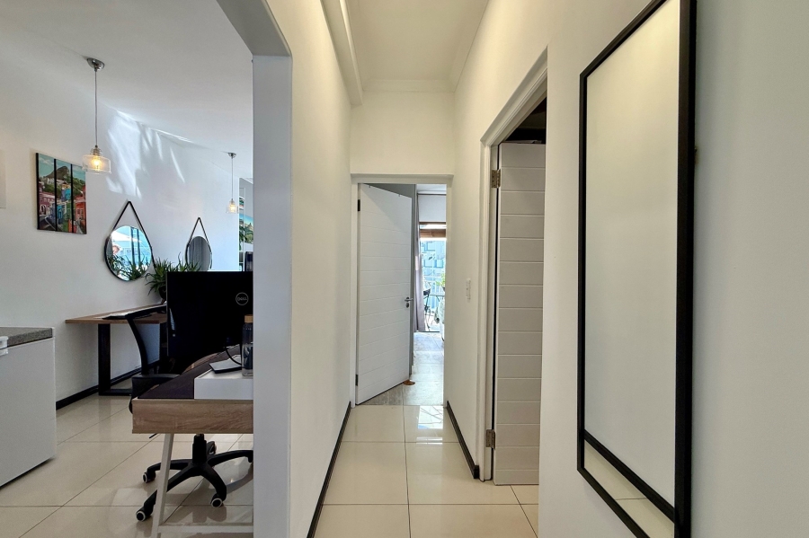 2 Bedroom Property for Sale in Beachfront Western Cape